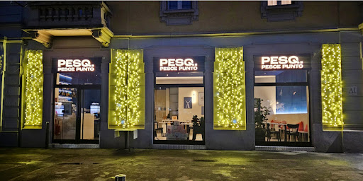 Pesq: clear, professional exterior night shot