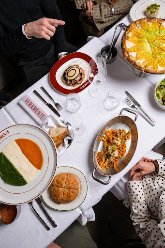 Veramente: high quality appetizing food spread