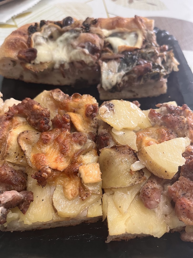 Cubo Bakehouse: appetizing photo of food items