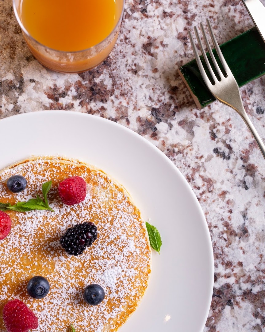 To Live: appetizing, high-quality food photography