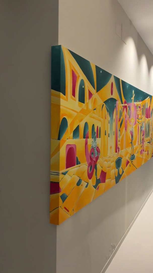 Convivio: artistic decor enhances venue atmosphere