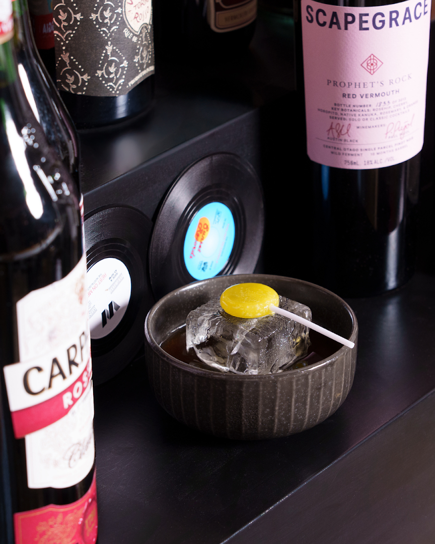 Vermuteria: high quality drink presentation