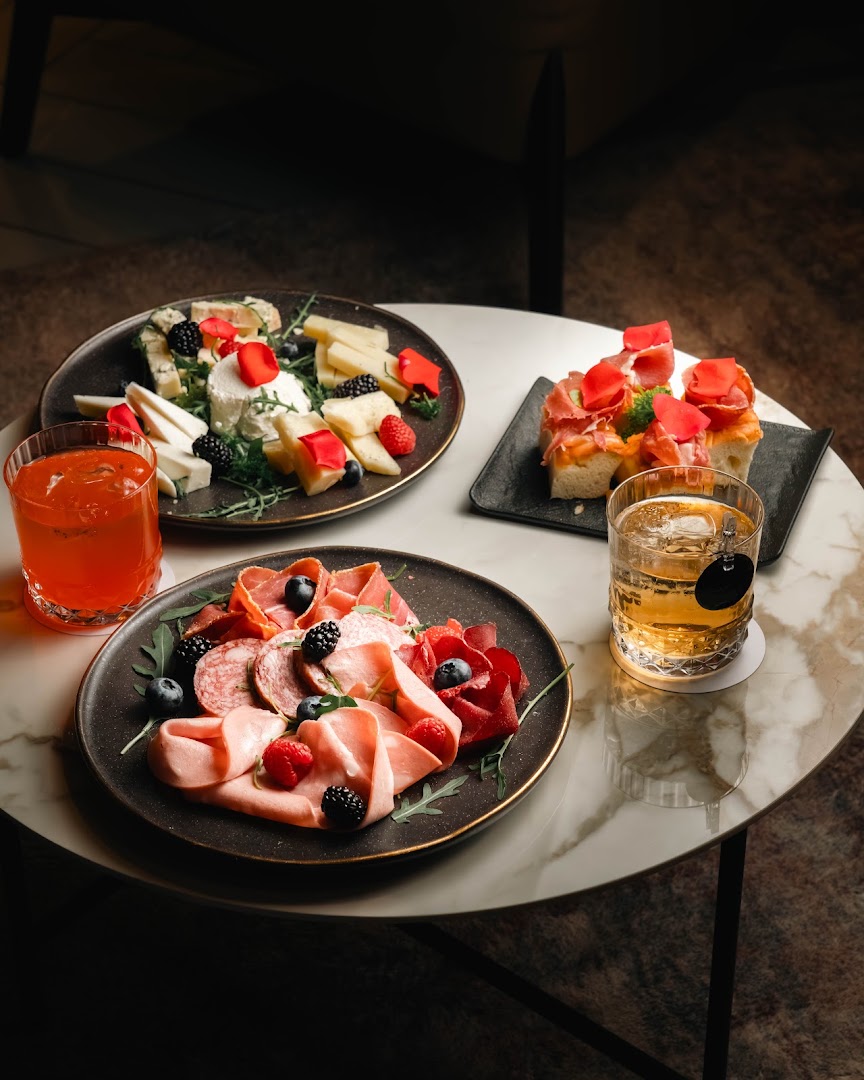 Antela: professional and appetizing food photography