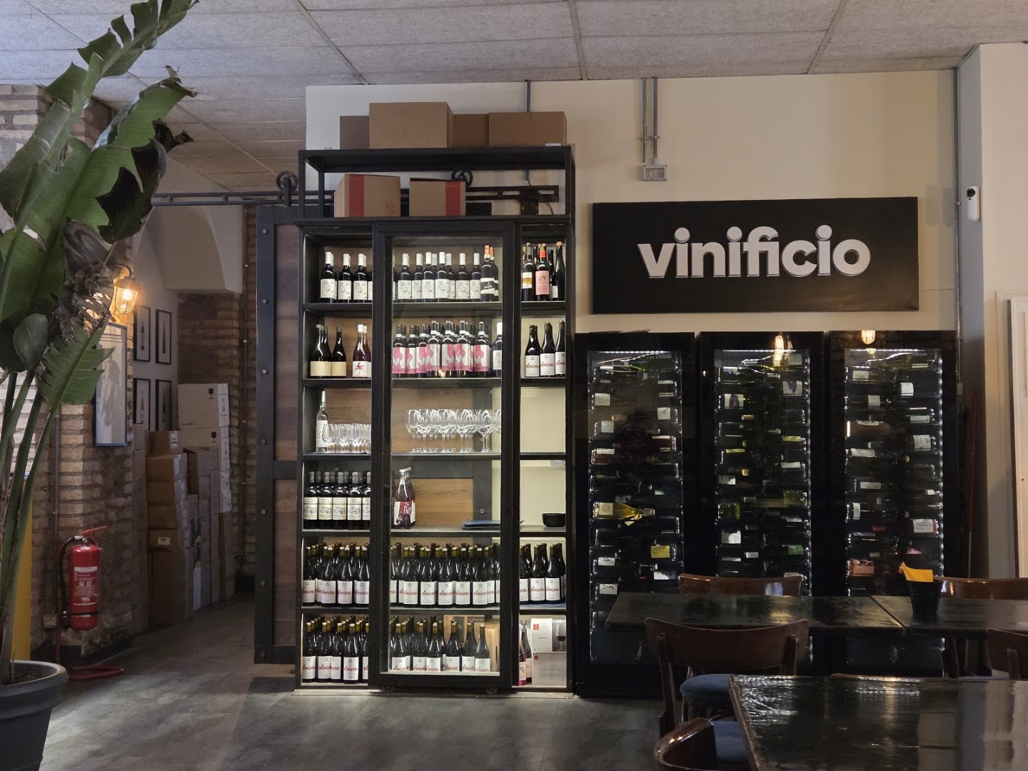 Forno Ritorno: clear, professional interior atmosphere shot