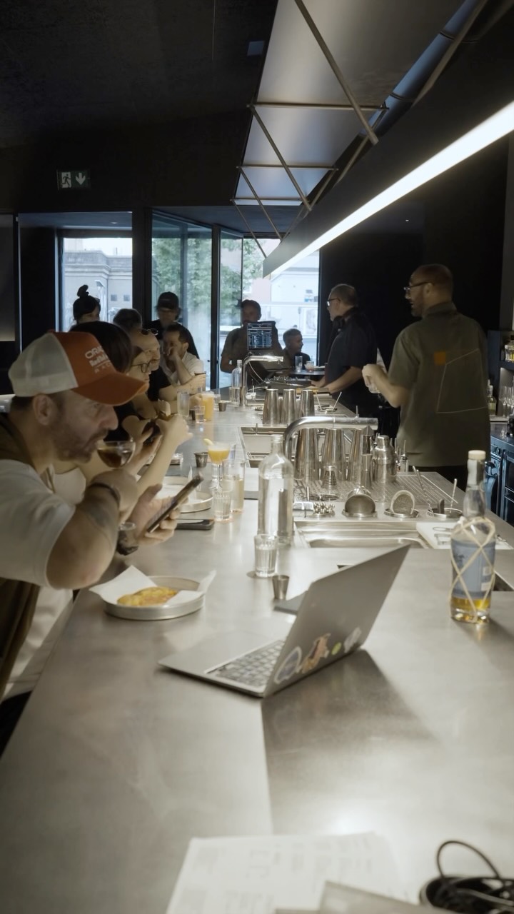 Nucleo: authentic bar atmosphere well