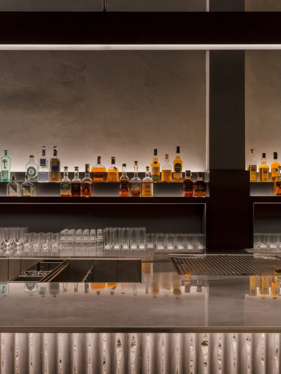 Nucleo: professional, high-quality bar interior shot