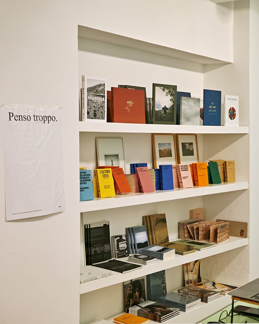 Archivio Seipersei: clear display of gallery collection
