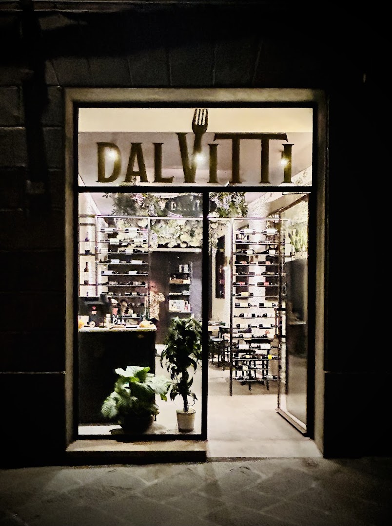 Dal Vitti: inviting exterior view of restaurant