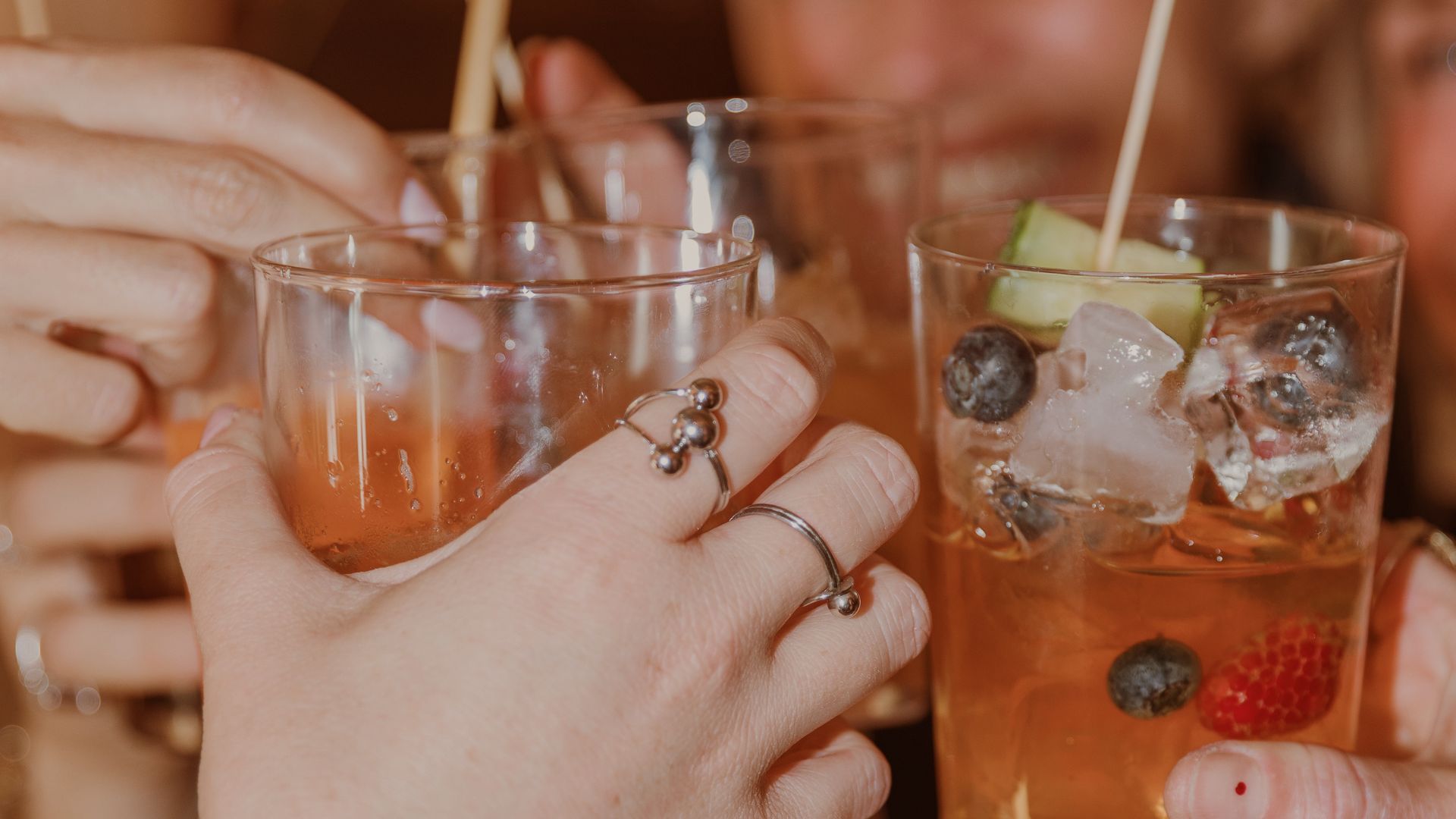 Margherité: high quality social atmosphere shot