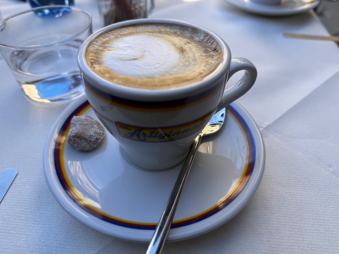 Margherité: appetizing photo of coffee drink