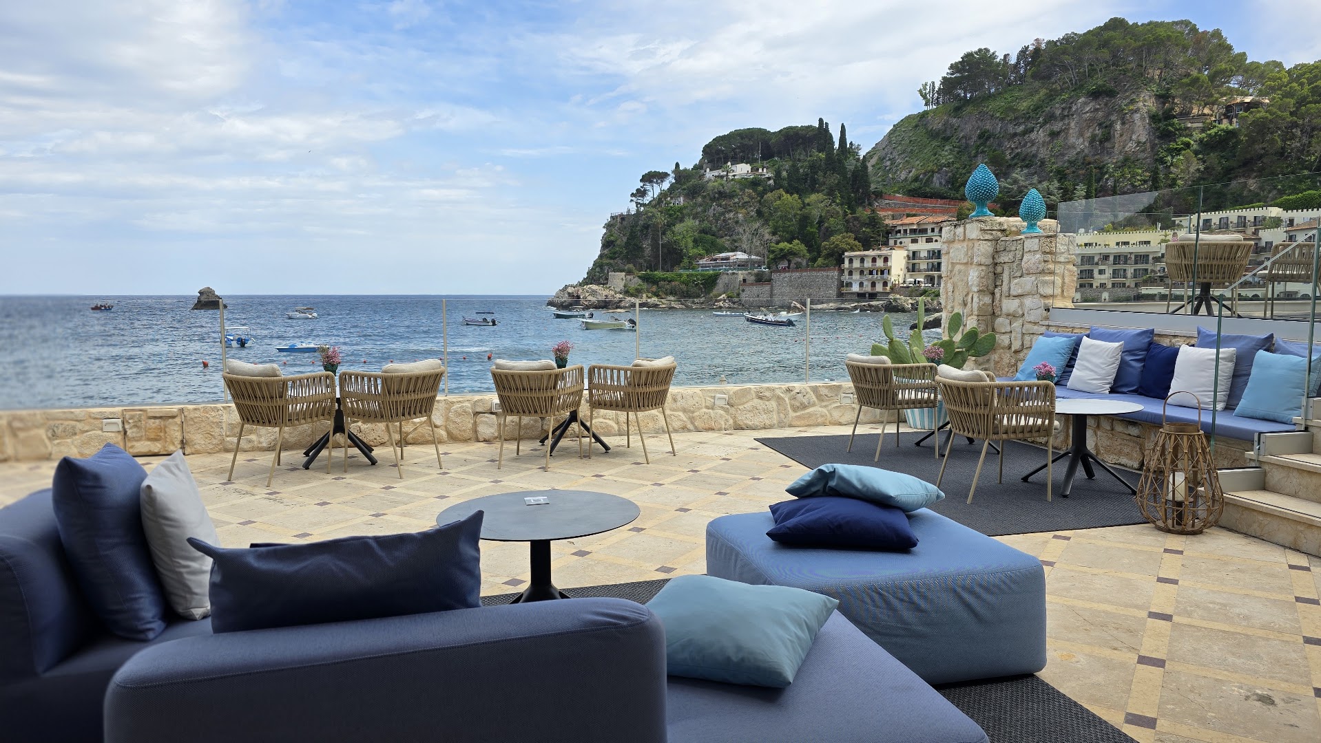 Blum Restaurant: beautiful restaurant terrace with view