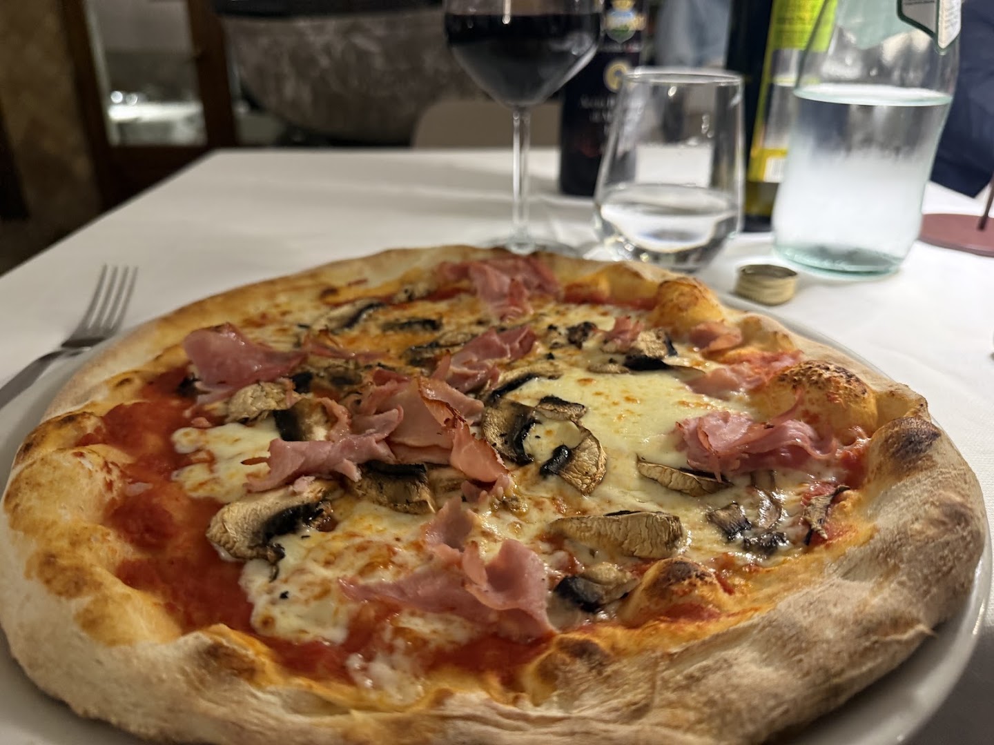 Rosso: appetizing photo of restaurant food