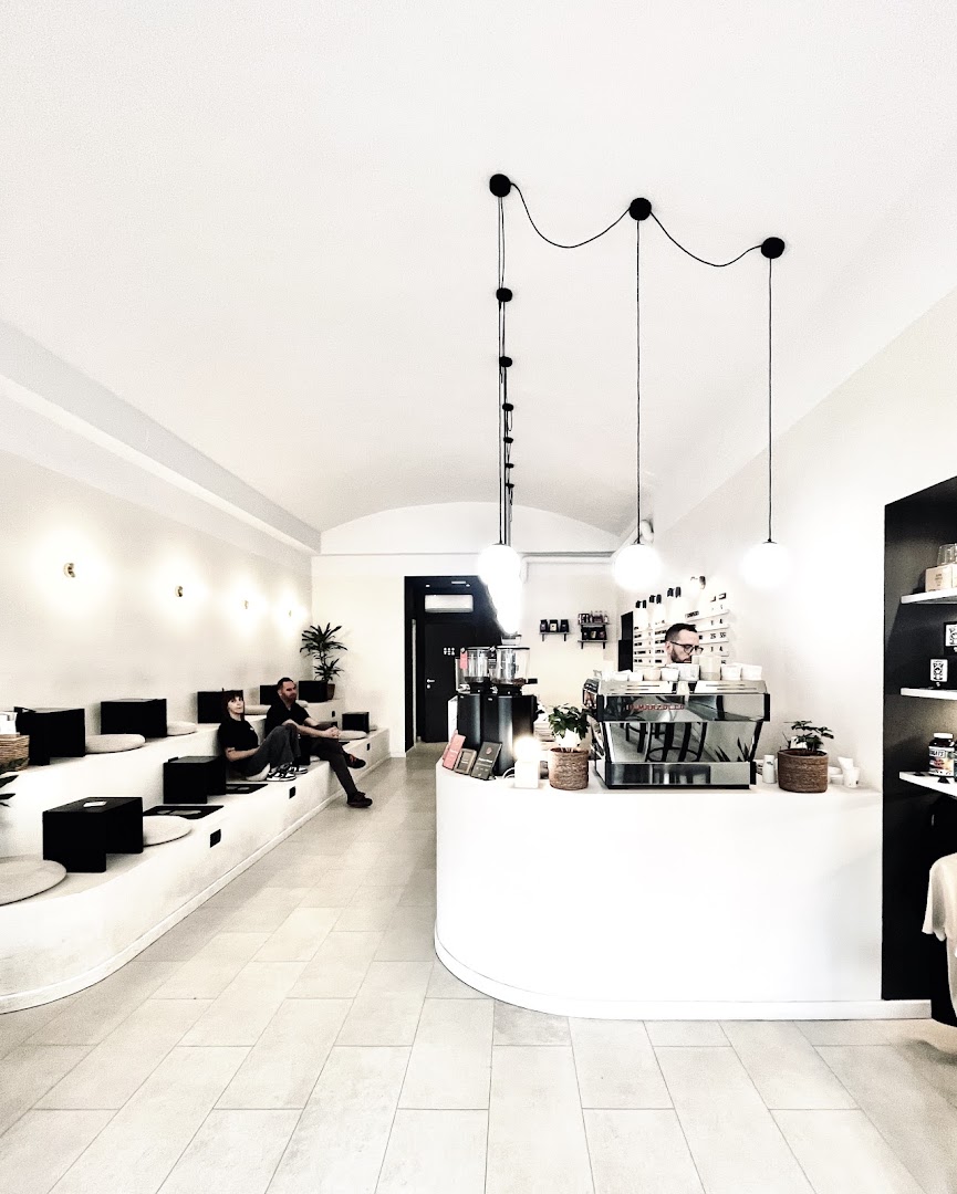 Dapper Coffee: professional interior shot of venue
