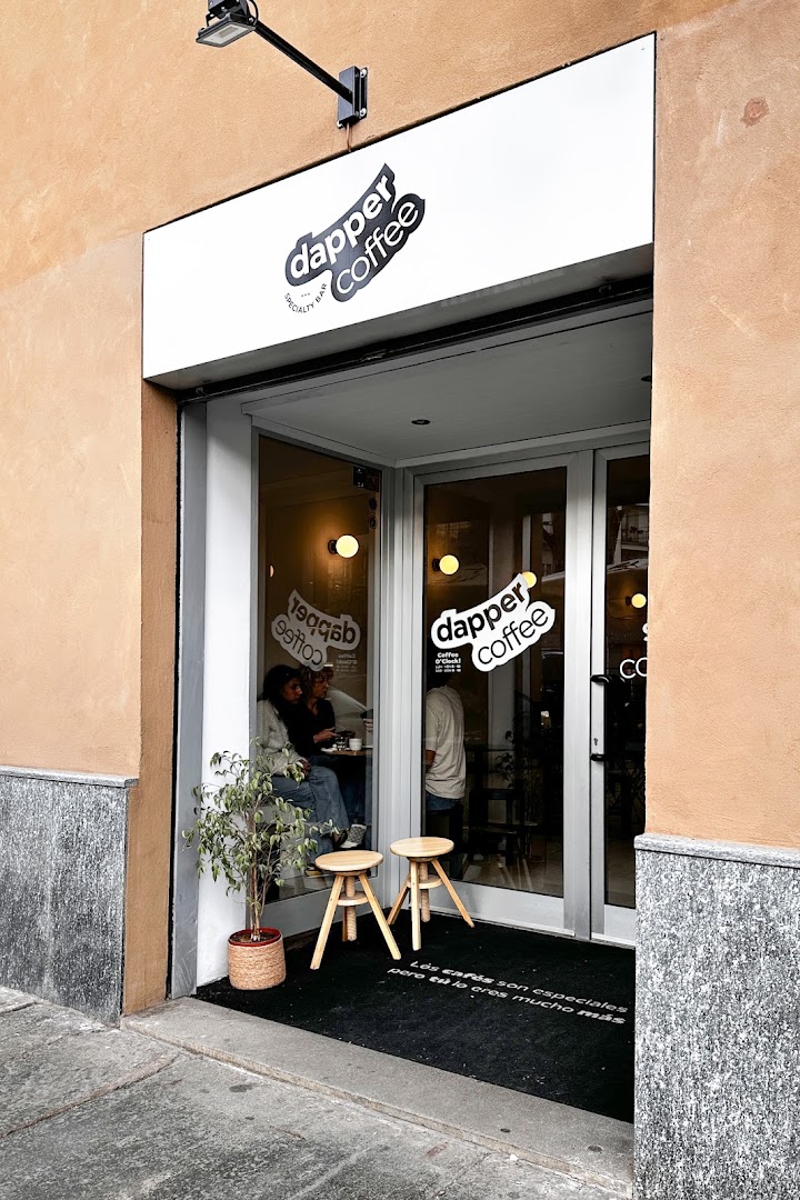 Dapper Coffee: clear, professional storefront photo
