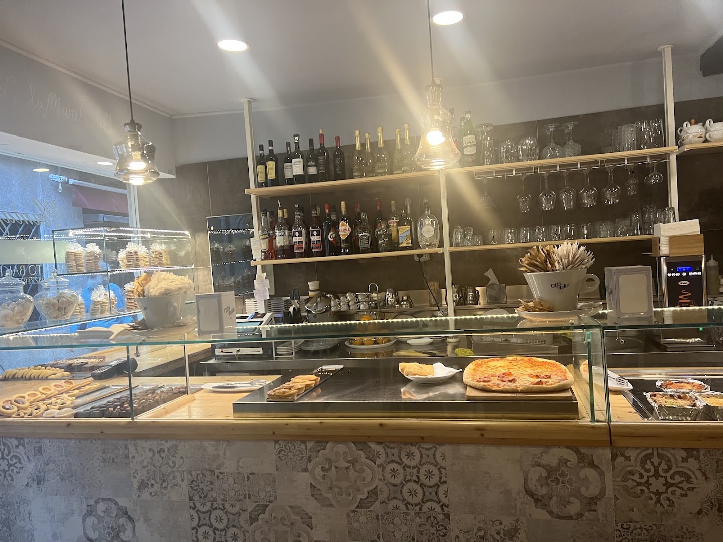 Mamafè Salento Bakery - Corte Canal: clear view of bakery interior