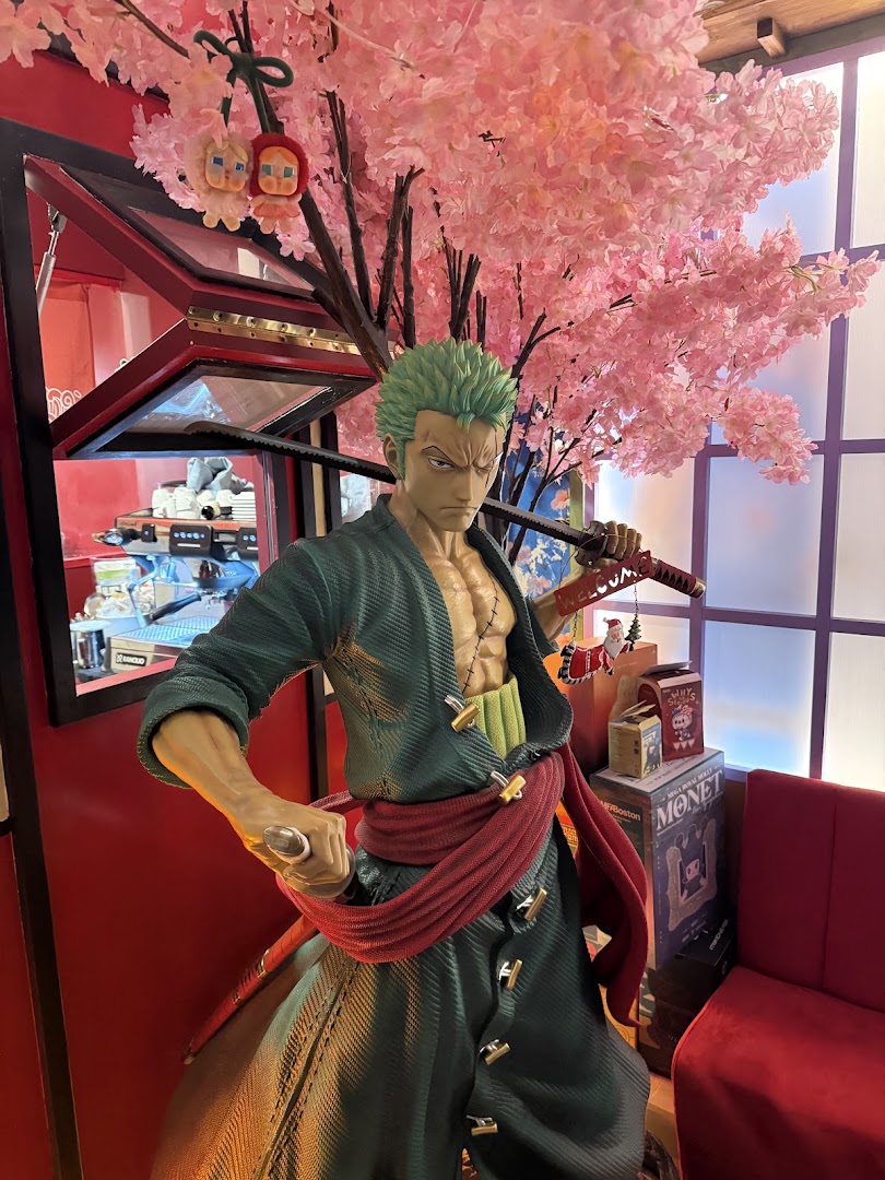 MIC Ramen: unique restaurant interior decor