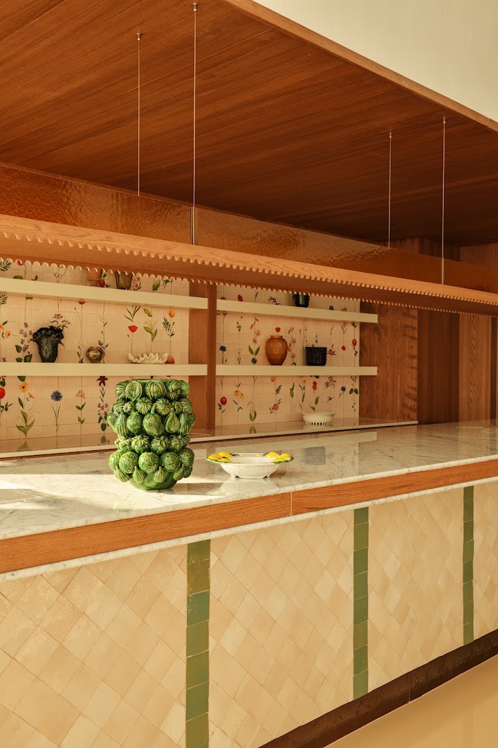LIVA: high quality interior design shot