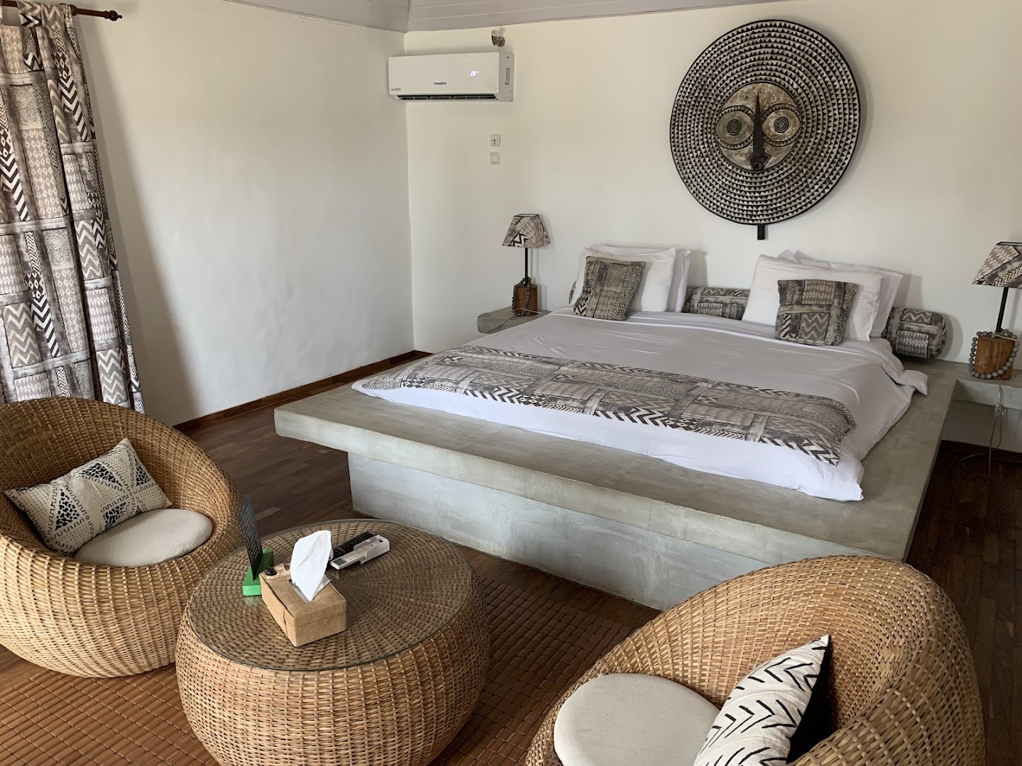 Hôtel Zion: high quality hotel room photo