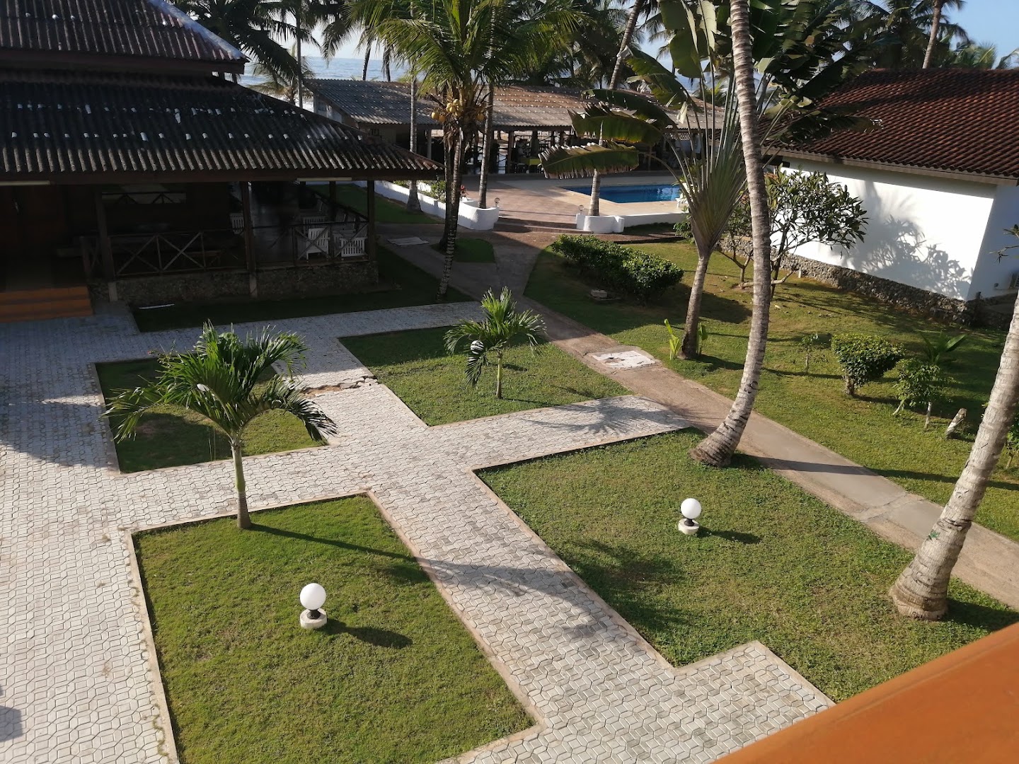 La Cannelle: clear view of venue exterior