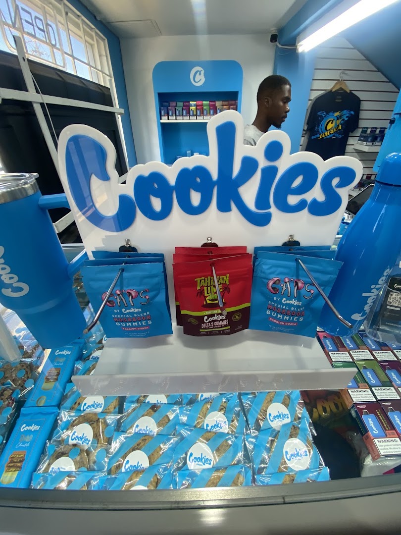 Cookies Jamaica: clear display of shop products