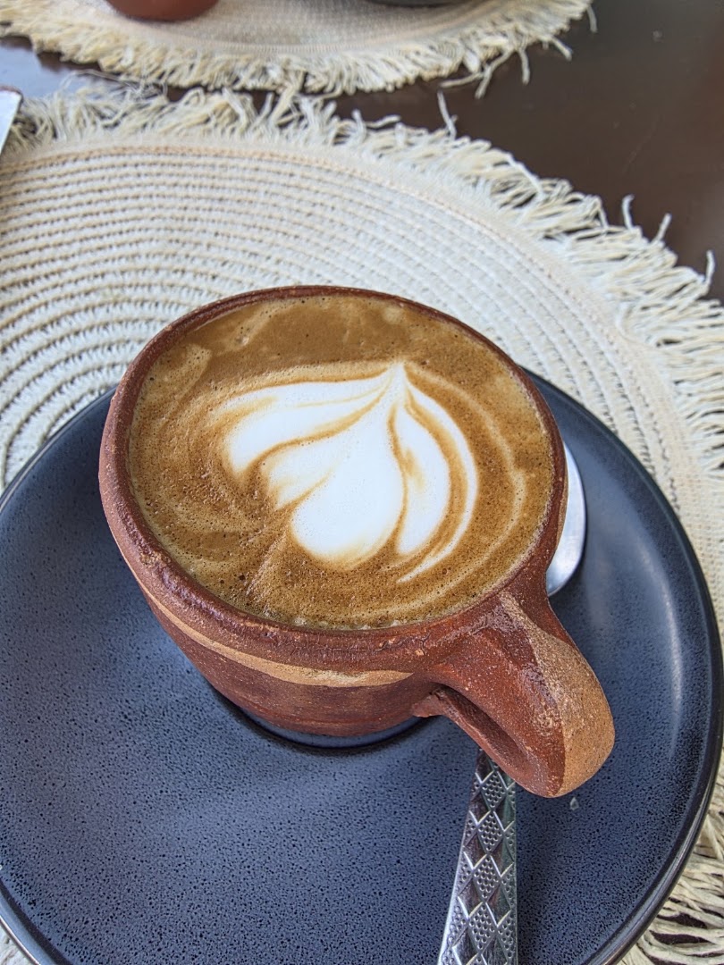 Frida Kafe, Coffee & Churros: appealing photo of coffee drink