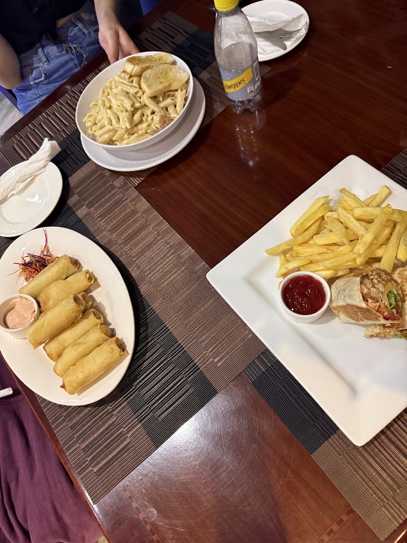 Moya's and Brothers Restaurant: clear photo of restaurant food