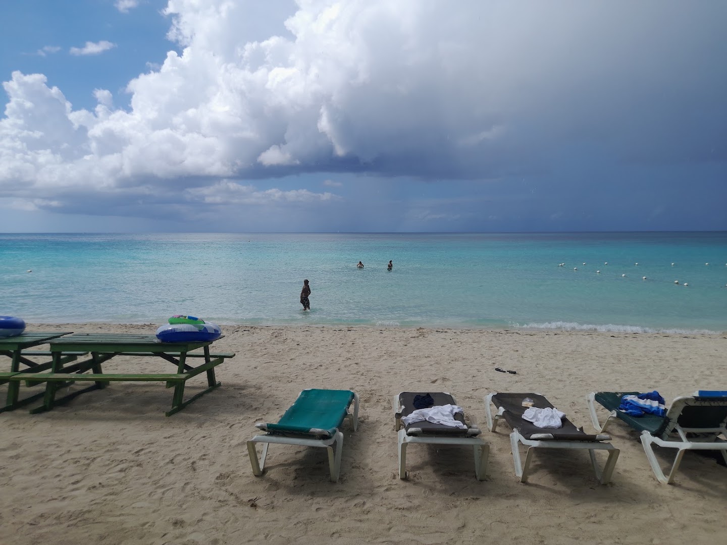 Bourbon Beach: venue atmosphere and beach