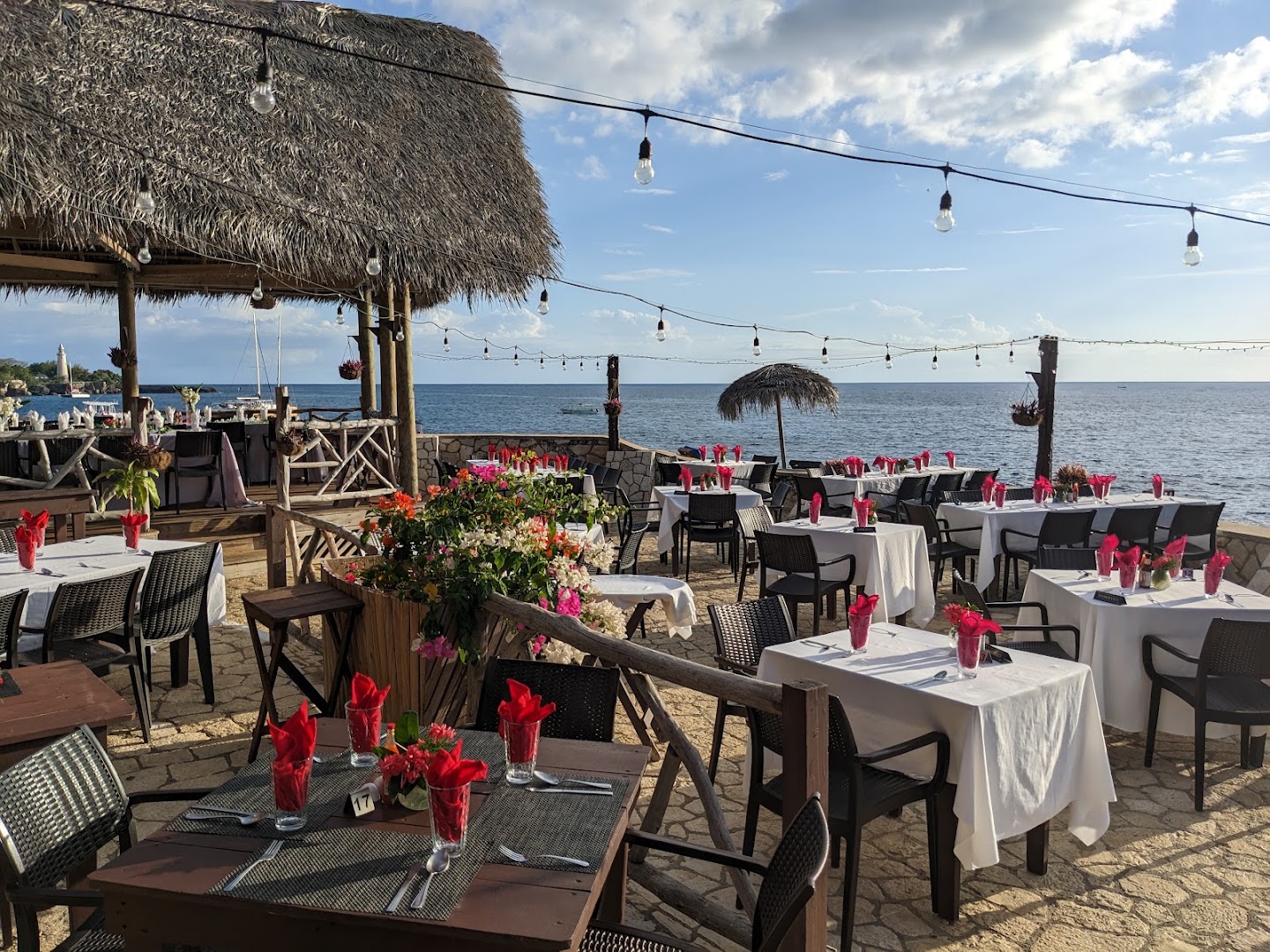 Ivan's Bar & Restaurant: beautiful, high-quality restaurant terrace view