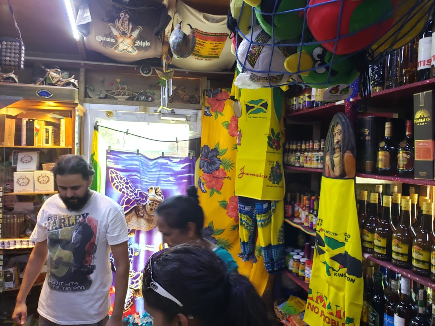 Jammrock Collections: shop interior and products