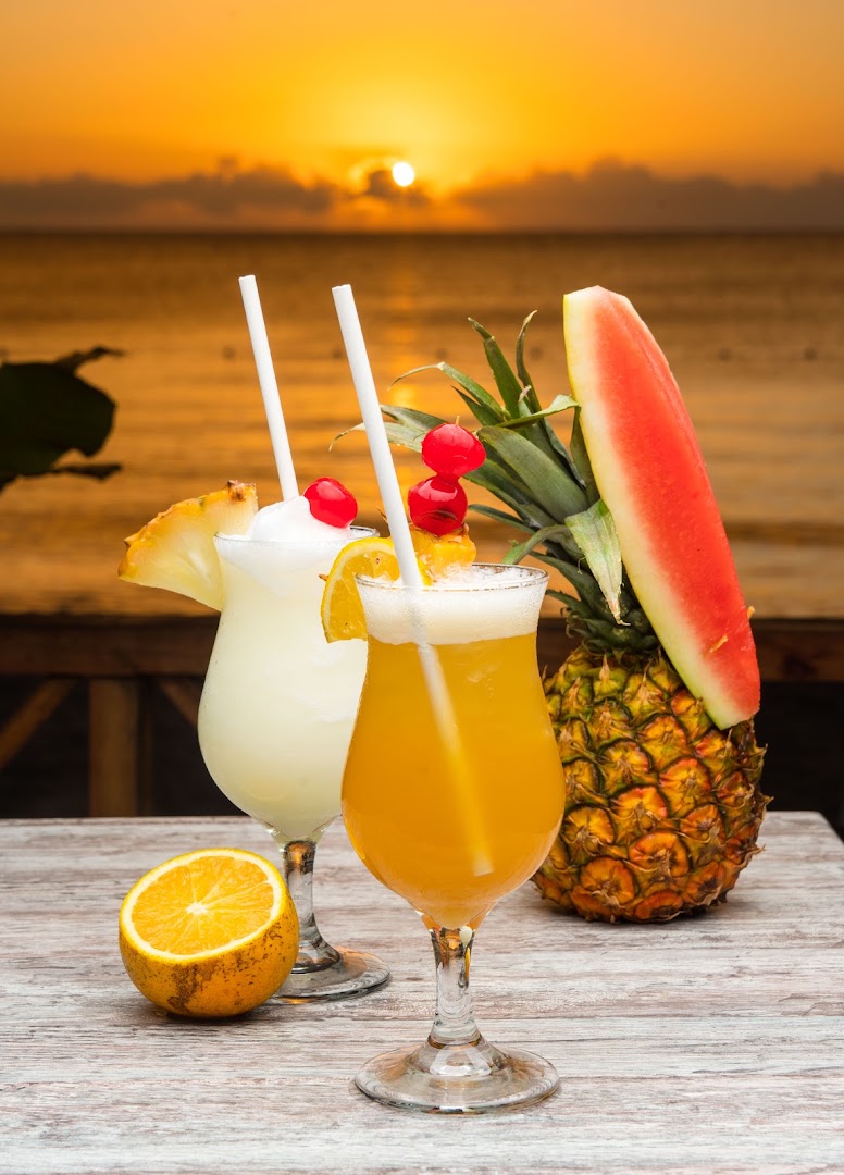 Jaybird's Restaurant & Bar: professional, high-quality cocktail photography