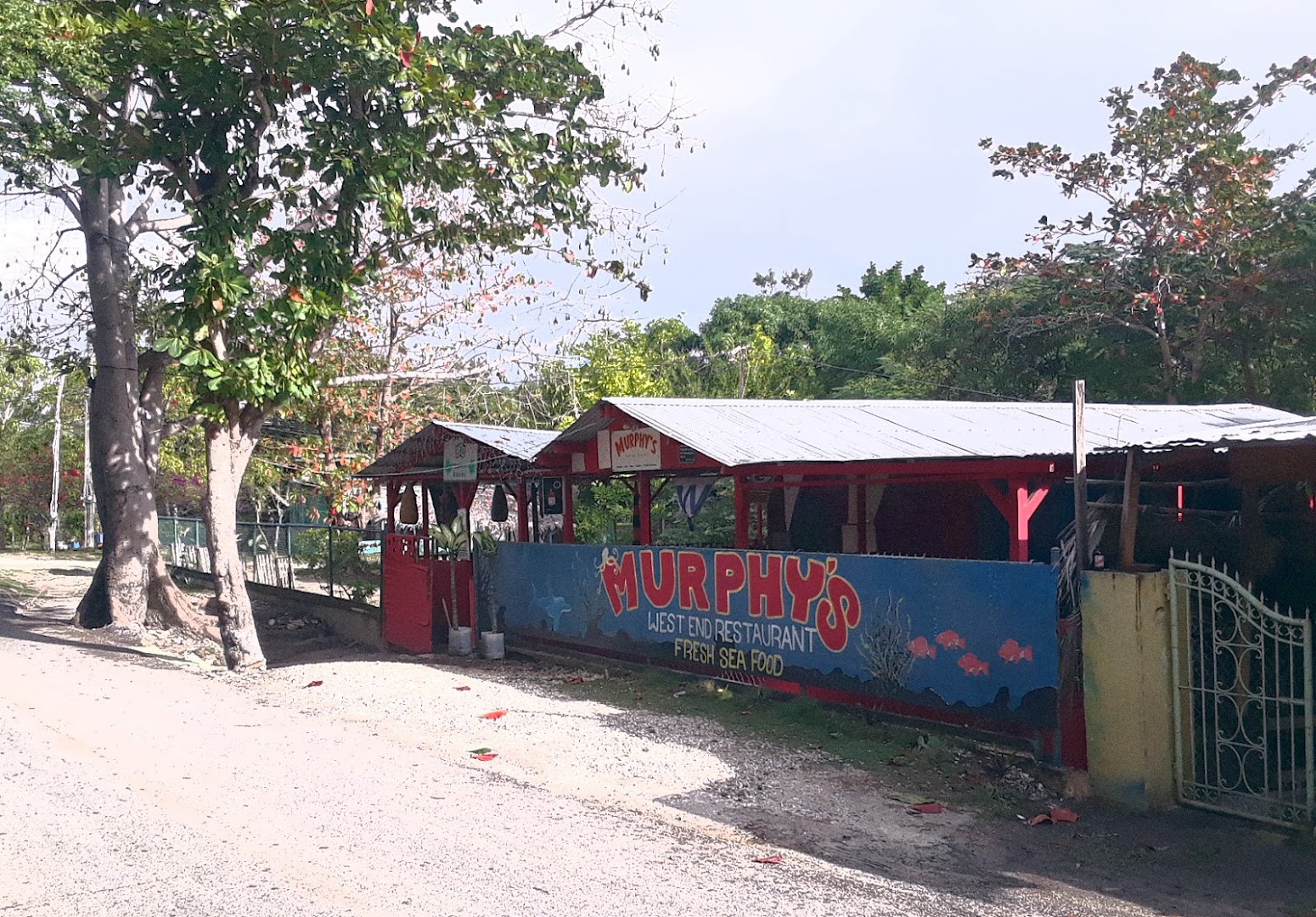 Murphy's West End Restaurant: clear exterior shot of restaurant