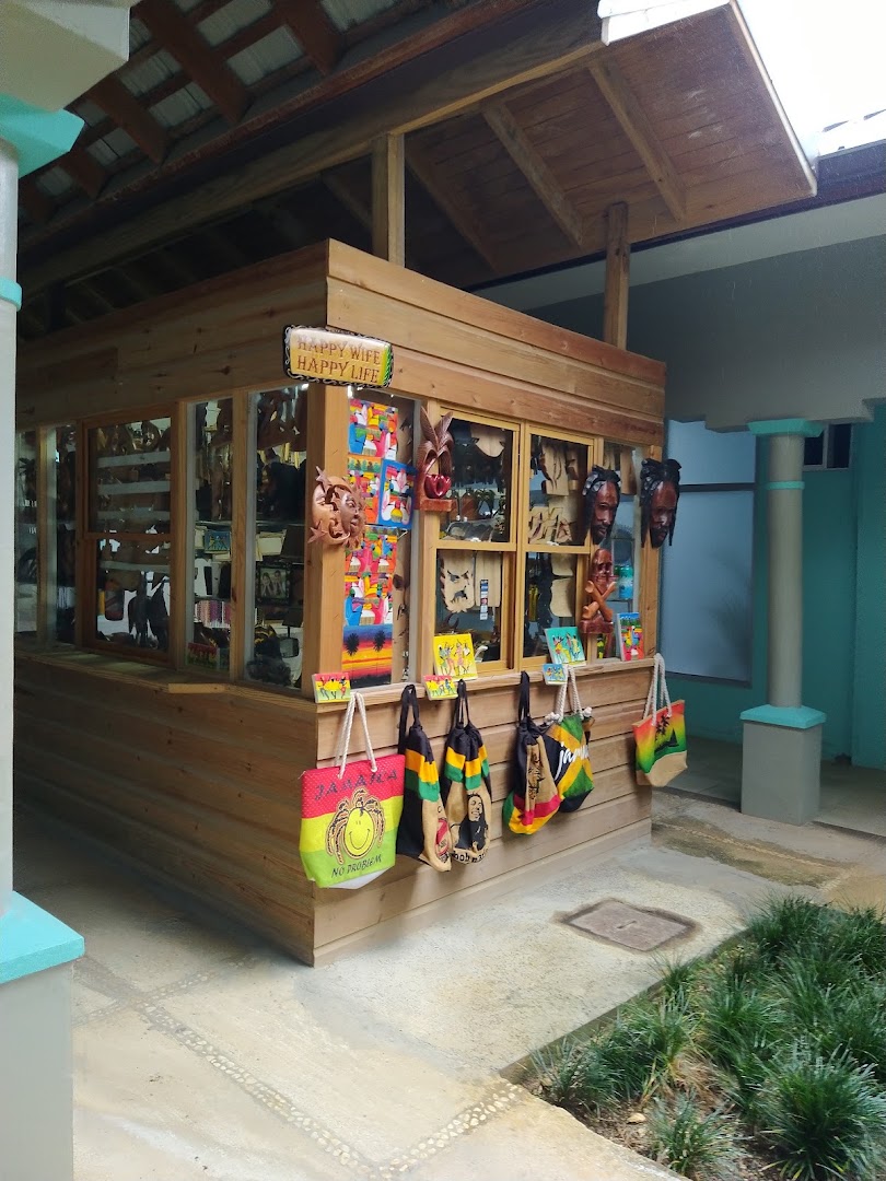 The Boardwalk Shopping Village: clear photo of shop exterior