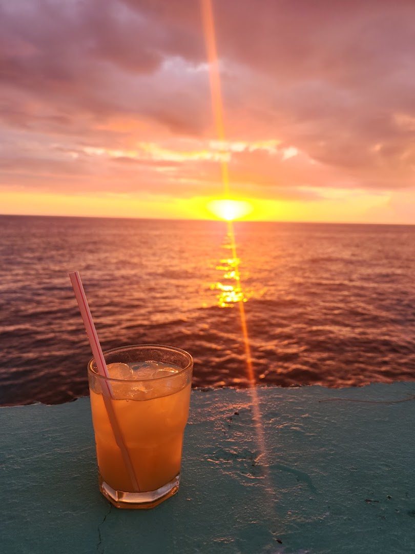Whoopees Park: attractive drink with sunset view