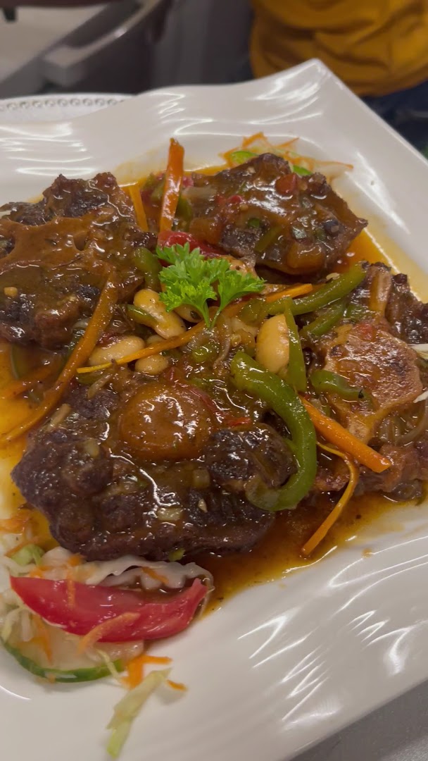 Reggae Kitchen & Lounge: appetizing, high-quality food photography