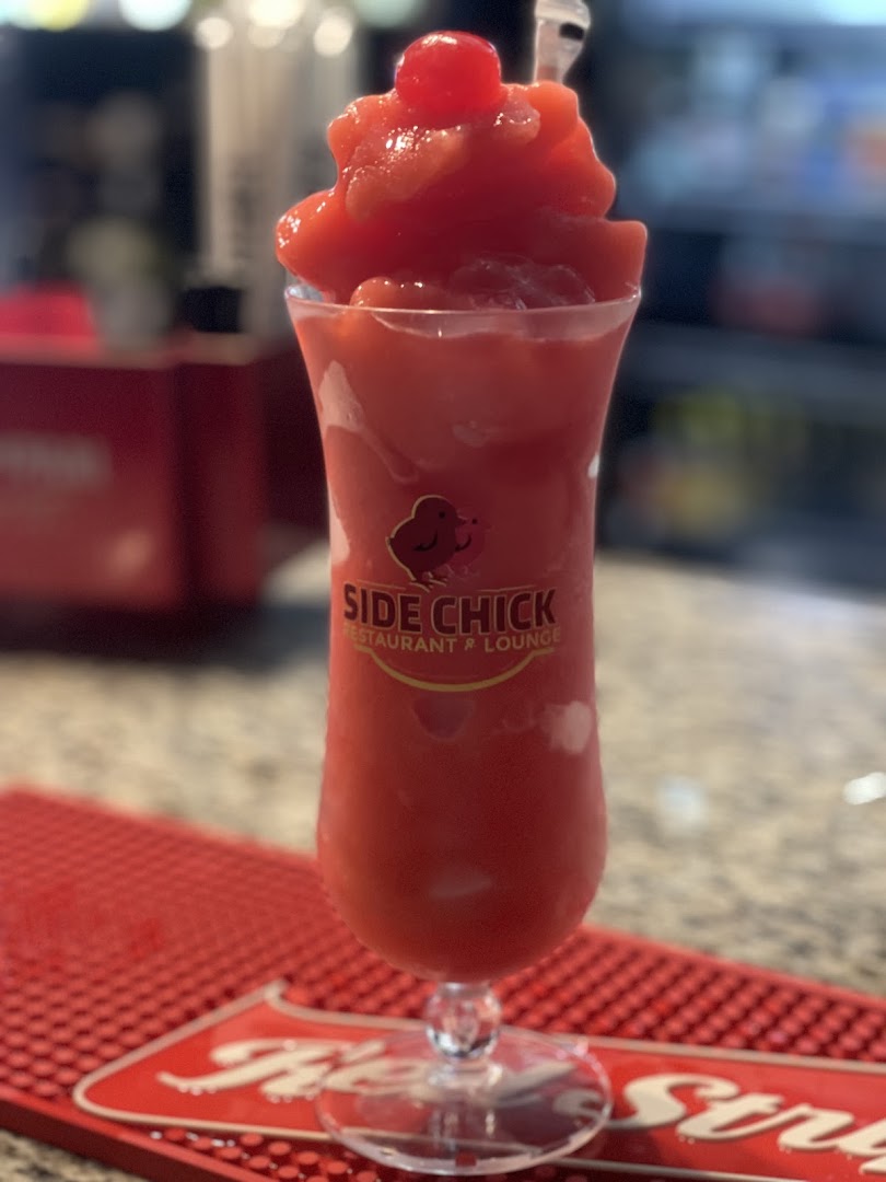 Side Chick Restaurant & Lounge: appetizing drink photo with branding