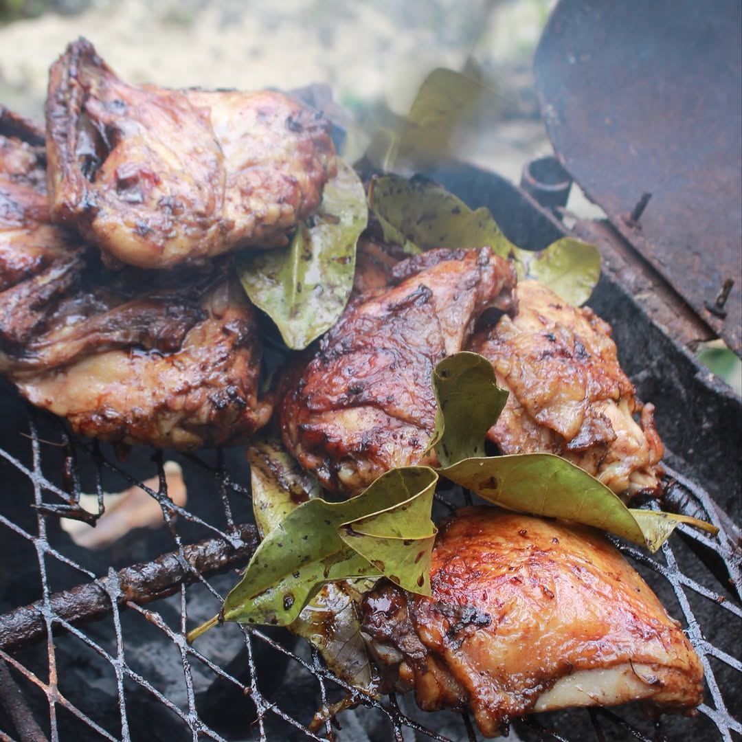 Cynthia's Restaurant: appetizing photo of grilled food
