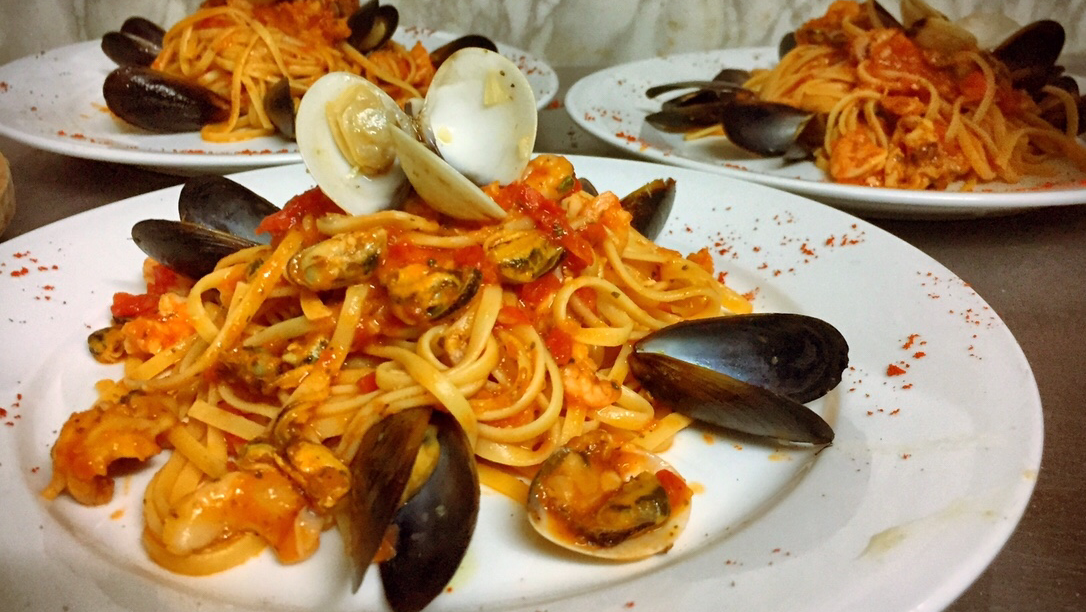 The Italian Job: appetizing photo of restaurant food