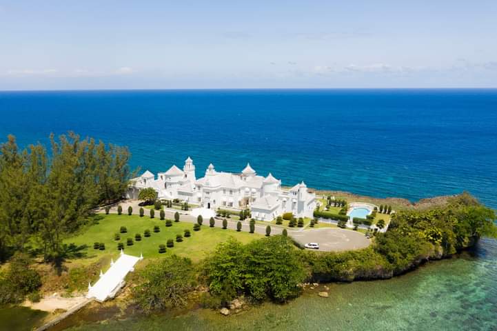 Trident Castle: stunning aerial view of venue