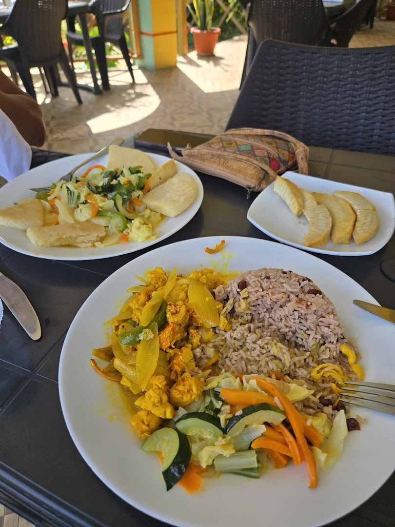 Joseph's Hideaway Restaurant & Bar: appetizing food photo at restaurant