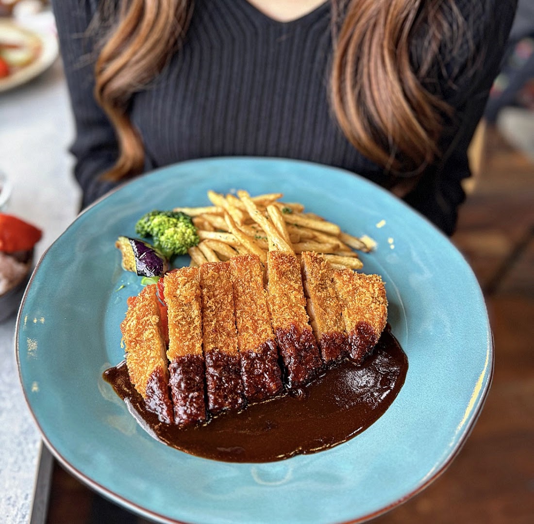 Itoshima Curry-dō & Sun Maria: appetizing, high-quality food photography