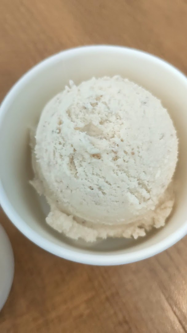 Scoop! Ice Cream & Coffee: clear photo of ice cream
