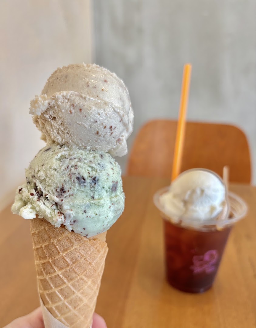 Scoop! Ice Cream & Coffee: appetizing photo of ice cream