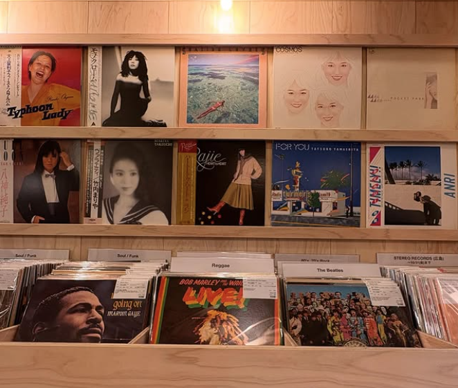 So Tough Records: clear, attractive display of products