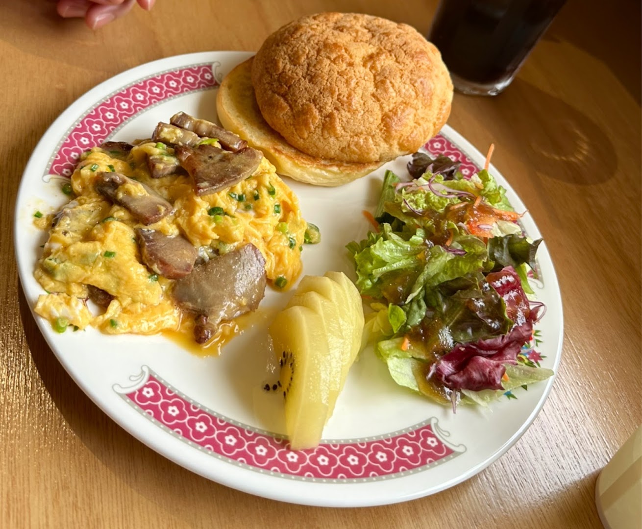 Destiny Cafe: appetizing photo of breakfast meal