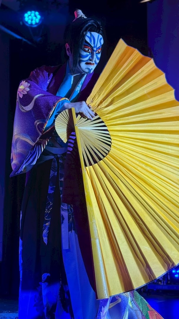 Theater Bar F: venue's unique performance