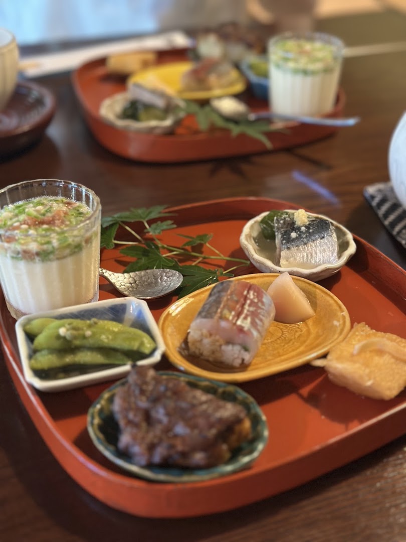 Soba Edo: appetizing, high-quality food presentation