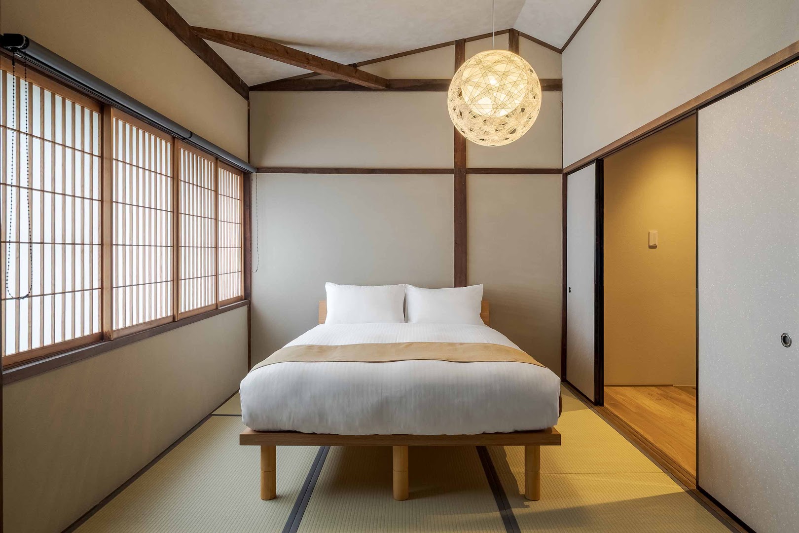 町家レジデンスイン金沢 彦三町 翠響: professional photo of hotel room
