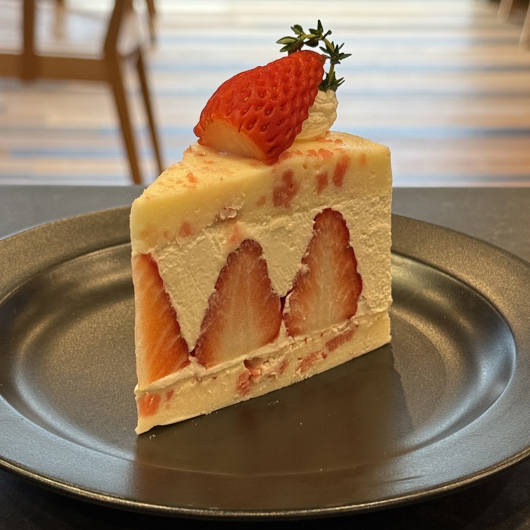 コーヒー&チーズケーキBENIYA COFFEE: appetizing, high-quality food photography