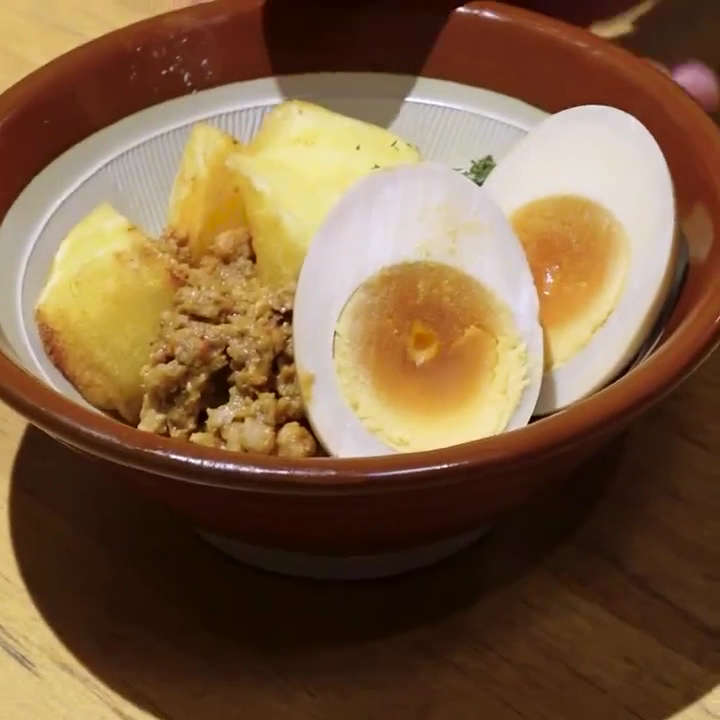 福包酒場(フーパオサカバ) 片町店: appetizing photo of restaurant food