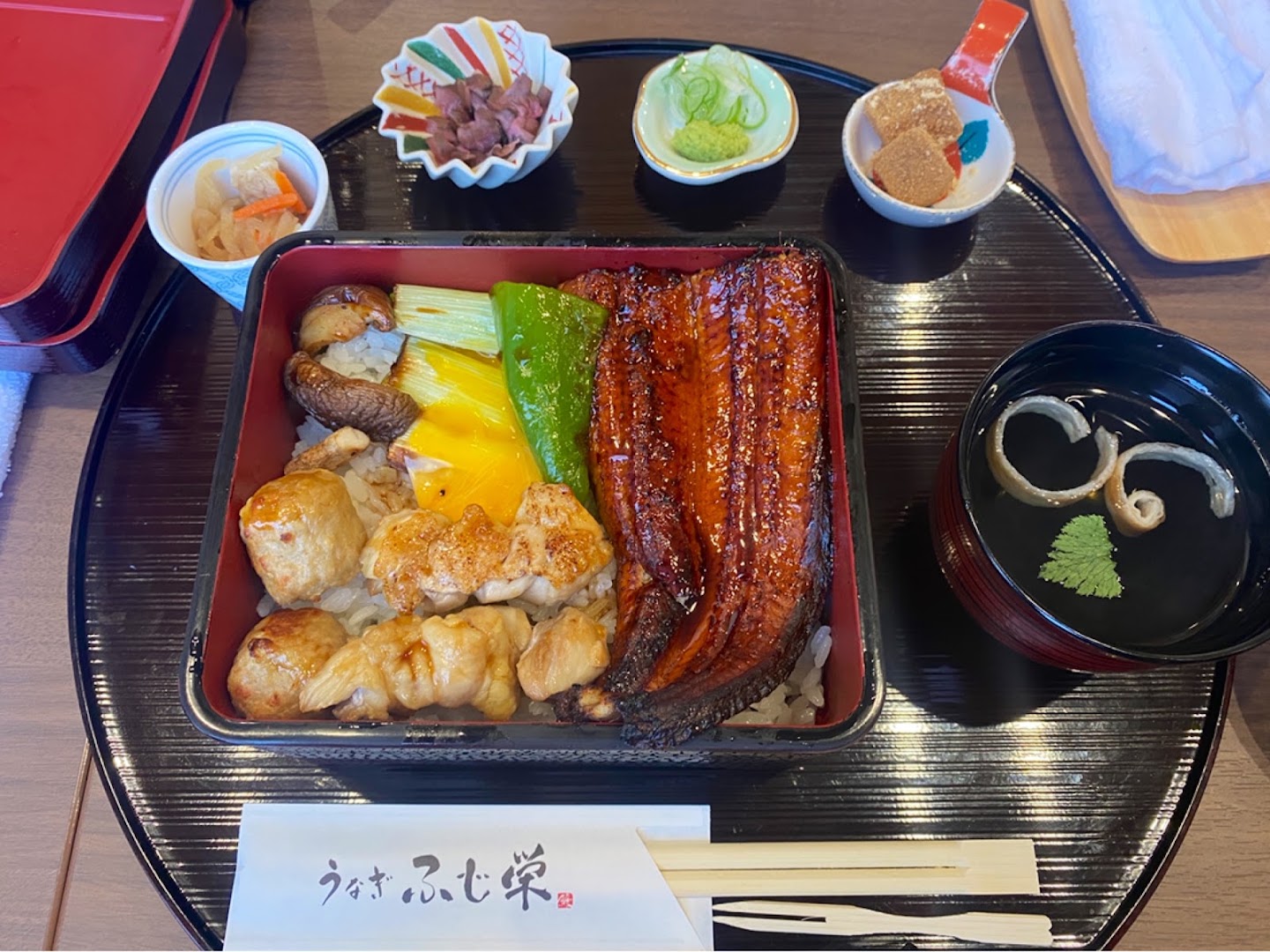 うなぎ ふじ栄: high quality appetizing food photo